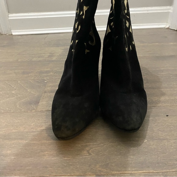 Vintage 80’s Andrea Pfister Black and Gold Cut Out Boots - Picture 2 of 11